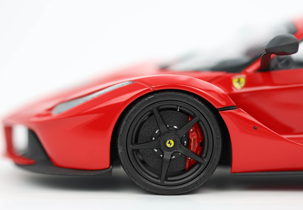 Ferrari Ferrari LaFerrari 2013 Black Rims - 1:18 - BBR Ferrari Ferrari LaFerrari 2013 Black Rims - 1:18 - BBR