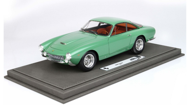 Ferrari Ferrari 250 Lusso Coupe Rain Version 1963 + Showcase - 1:18 - BBR
