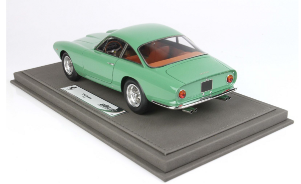 Ferrari Ferrari 250 Lusso Coupe Rain Version 1963 + Showcase - 1:18 - BBR