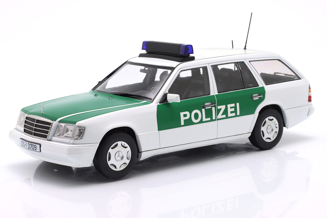 Mercedes-Benz Mercedes-Benz E-Class T-Model German Police 1995 - 1:18 - Triple 9 Collection Mercedes-Benz Mercedes-Benz E-Class T-Model German Police 1995 - 1:18 - Triple 9 Collection