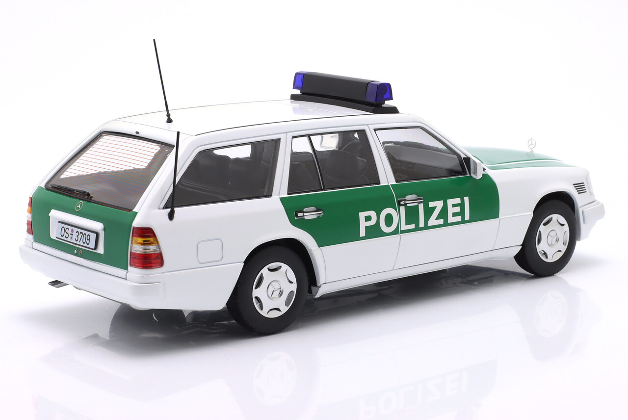 Mercedes-Benz Mercedes-Benz E-Class T-Model German Police 1995 - 1:18 - Triple 9 Collection Mercedes-Benz Mercedes-Benz E-Class T-Model German Police 1995 - 1:18 - Triple 9 Collection