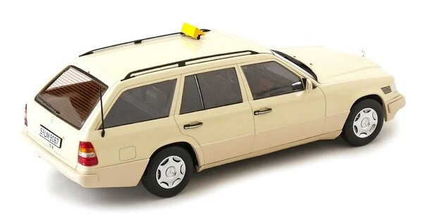 Mercedes-Benz Mercedes-Benz E-Class T-Model German Taxi 1995 - 1:18 - Triple 9 Collection Mercedes-Benz Mercedes-Benz E-Class T-Model German Taxi 1995 - 1:18 - Triple 9 Collection