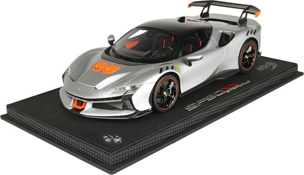 Ferrari Ferrari SF90 XX Stradale 2024 + Showcase - 1:18 - BBR Ferrari Ferrari SF90 XX Stradale 2024 + Showcase - 1:18 - BBR