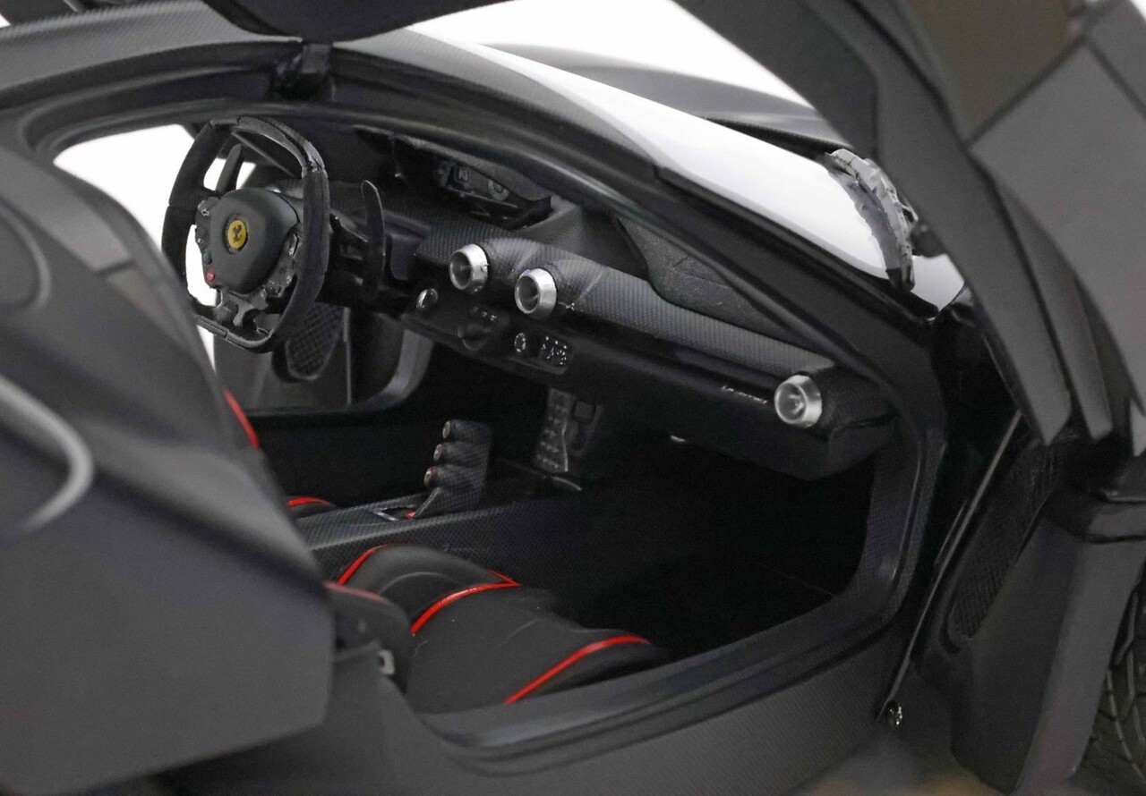 Ferrari Ferrari LaFerrari 2012 - 1:18 - BBR Ferrari Ferrari LaFerrari 2012 - 1:18 - BBR