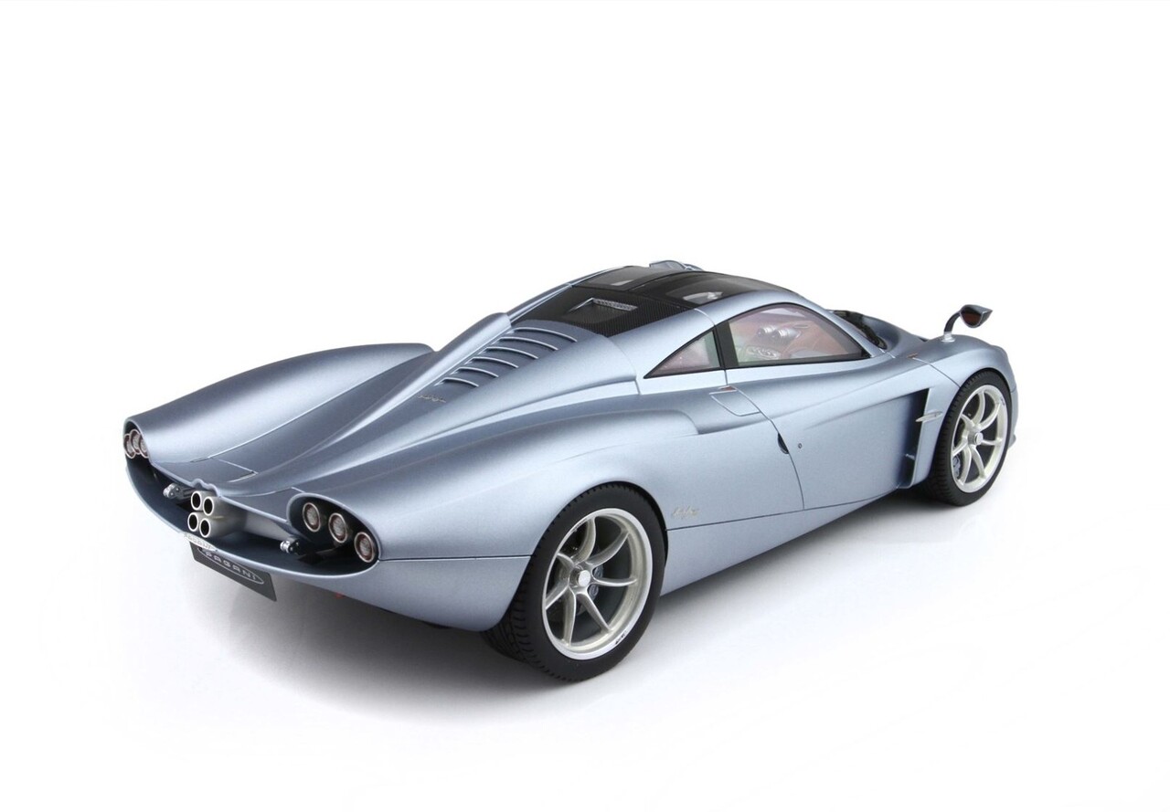 Pagani Pagani Huyara Codalunga 2022 + Showcase - 1:18 - BBR