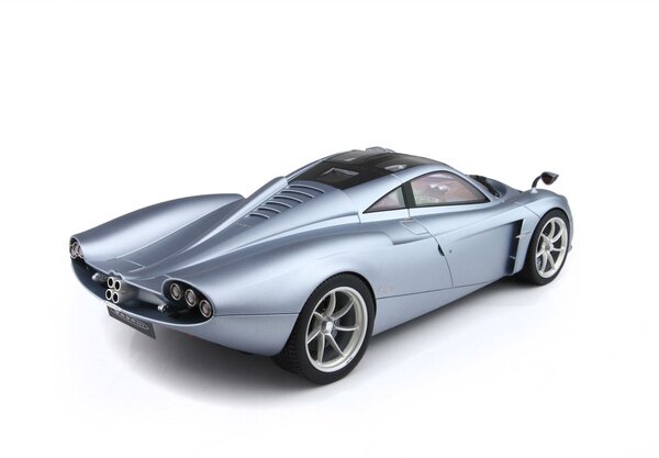 Pagani Pagani Huyara Codalunga 2022 + Showcase - 1:18 - BBR