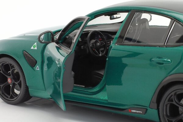 Alfa Romeo Alfa Romeo Giulia GTA - 1:18 - Bburago