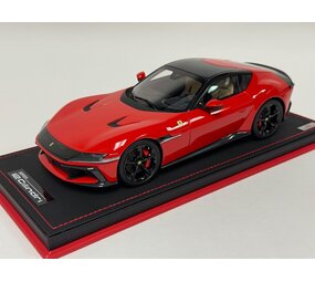 Ferrari Ferrari 12 Cilinders Coupe V12 830CV 2024 + Showcase  - 1:18 - MR Collection Models