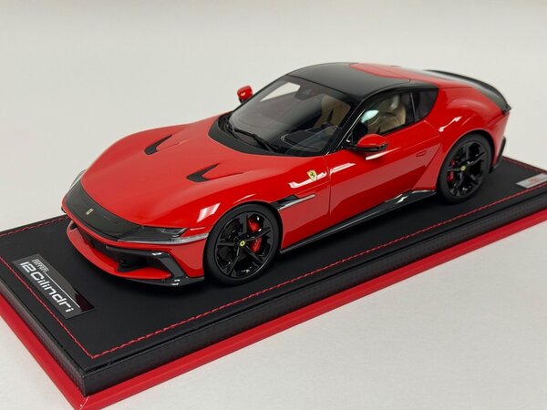 Ferrari Ferrari 12 Cilinders Coupe V12 830CV 2024 + Showcase  - 1:18 - MR Collection Models