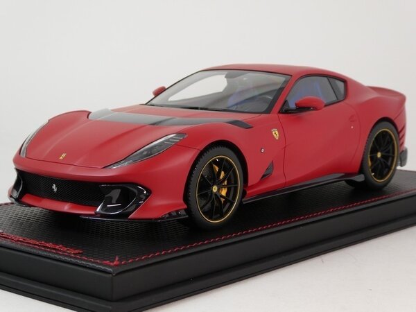 Ferrari Ferrari 812 Competizione 2022 + Showcase  - 1:18 - MR Collection Models