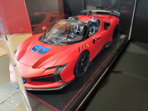 Ferrari Ferrari SF 90 XX Stradale Spider 2024 + Showcase - 1:43 - MR Collection Models