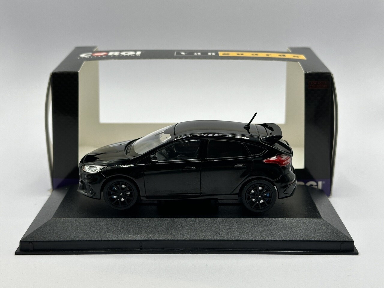 Ford Ford Focus MK III RS 2016 -1:43 - Vanguards