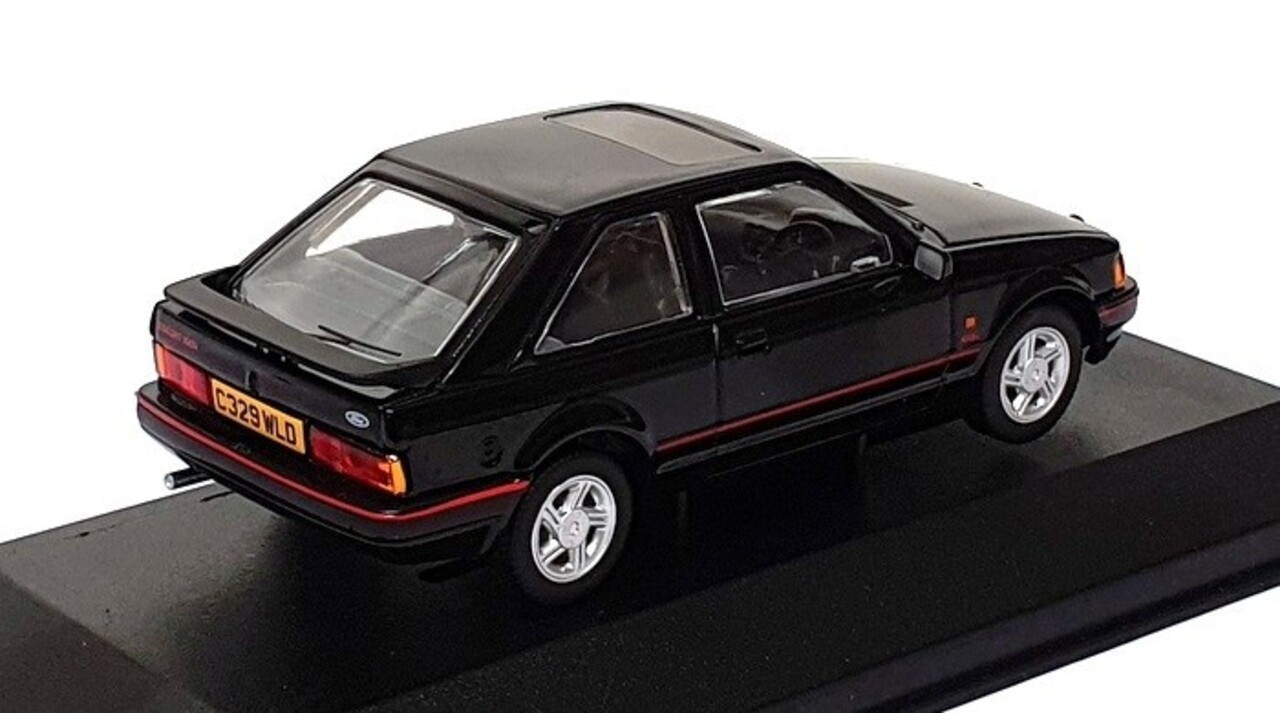 Ford Ford Escort MKIV XR3i RHD 1986 'England Version' -1:43 - Vanguards Ford Ford Escort MKIV XR3i RHD 1986 'England Version' -1:43 - Vanguards