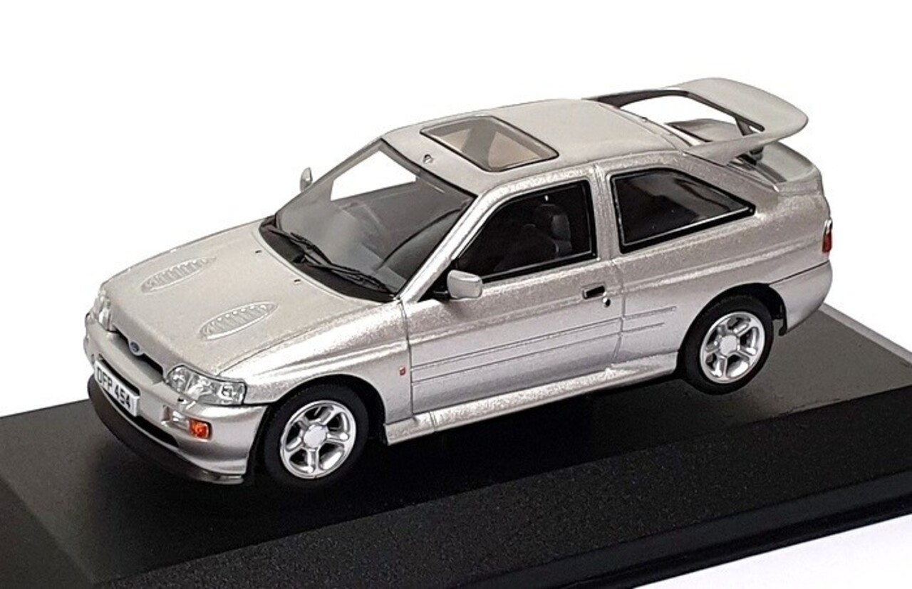 Ford Ford Escort RS Cosworth Luxury 1993 -1:43 - Vanguards Ford Ford Escort RS Cosworth Luxury 1993 -1:43 - Vanguards