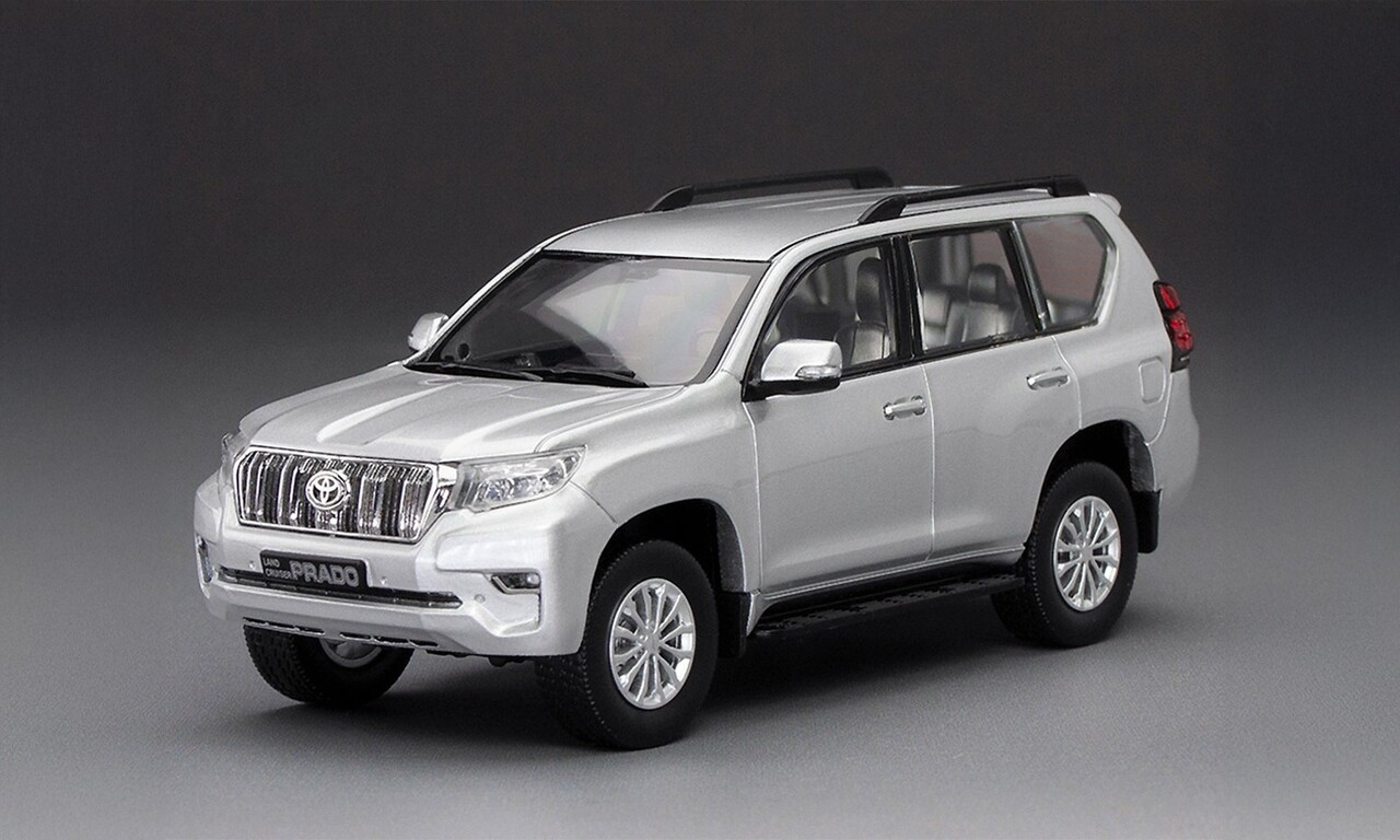 Toyota Toyota Land Cruiser Prado 2018 - 1:43 - Vitesse /SunStar Toyota Toyota Land Cruiser Prado 2018 - 1:43 - Vitesse /SunStar