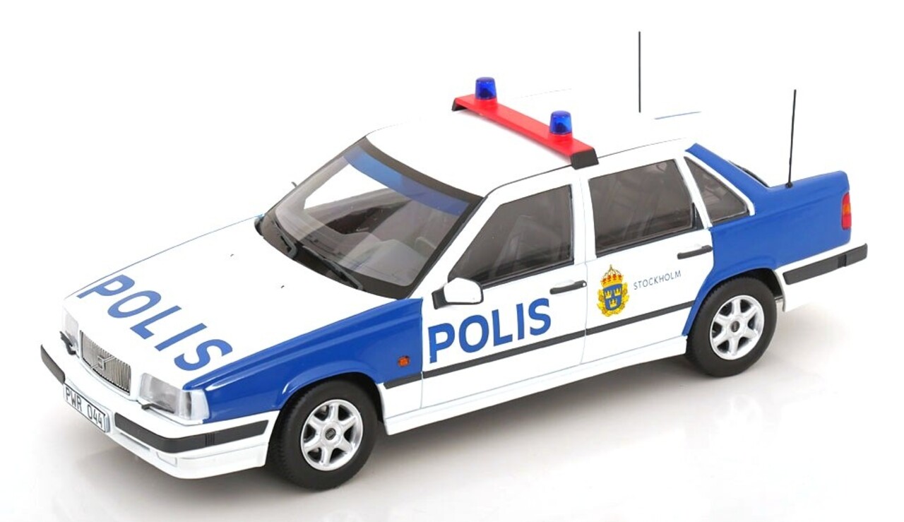 Volvo Volvo 850 Police Sweden 1993 - 1:18 - Triple 9 Collection Volvo Volvo 850 Police Sweden 1993 - 1:18 - Triple 9 Collection