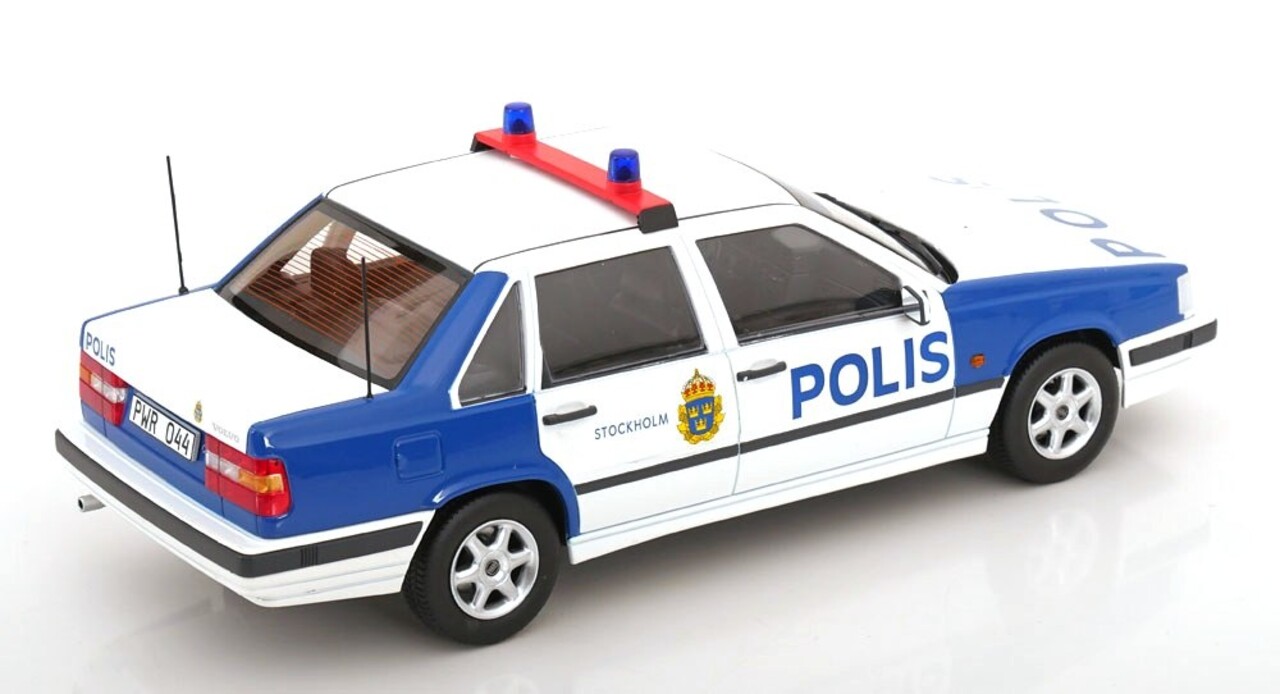 Volvo Volvo 850 Police Sweden 1993 - 1:18 - Triple 9 Collection Volvo Volvo 850 Police Sweden 1993 - 1:18 - Triple 9 Collection