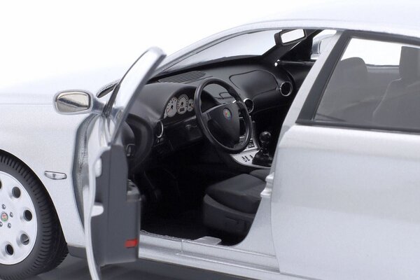 Alfa Romeo Alfa Romeo 166 2.0 V6 TB 1998 - 1:18 - Mitica