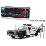 Movie Memorabilia Dodge Monaco Metropolitan Police 1977 + T-800 Figure 'The Terminator' - 1:18 - Greenlight Movie Memorabilia Dodge Monaco Metropolitan Police 1977 + T-800 Figure 'The Terminator' - 1:18 - Greenlight