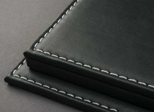 Atlantic Mulhouse Display Case + Green Leather Base - 1:24 - Atlantic