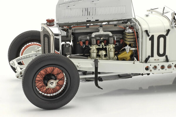 Mercedes-Benz Mercedes-Benz SSKL #10 GP Germany 1931 - 1:18 - CMC
