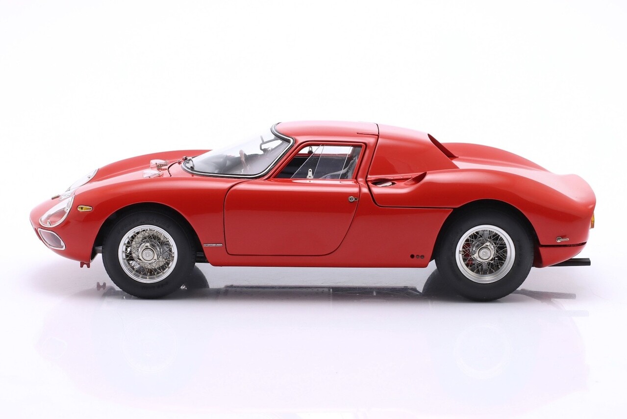 Ferrari Ferrari 250 LM Coupe RHD 1964 - 1:18 - CMC