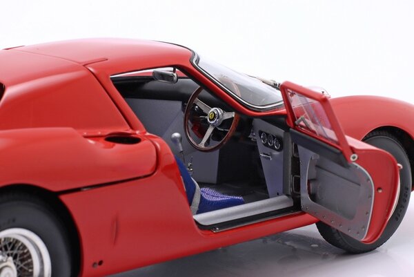 Ferrari Ferrari 250 LM Coupe RHD 1964 - 1:18 - CMC