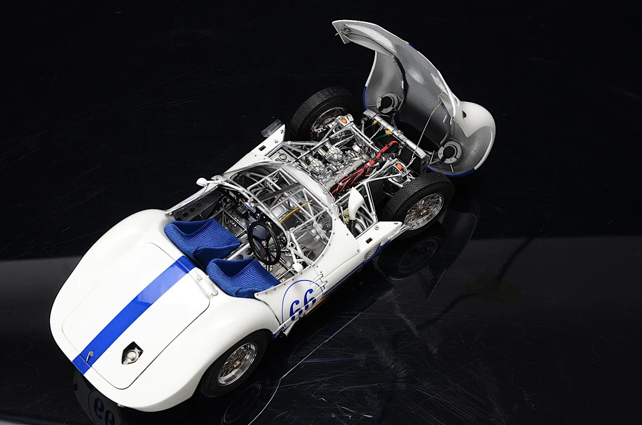 Maserati Maserati Tipo 61 2.9L S4 #55 Spider Birdcage Winner SSCA Caste Rock Colorado 1960 - 1:18 - CMC Maserati Maserati Tipo 61 2.9L S4 #55 Spider Birdcage Winner SSCA Caste Rock Colorado 1960 - 1:18 - CMC