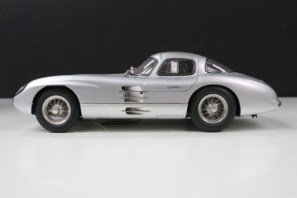 Mercedes-Benz Mercedes-Benz 300 SLR Uhlenhaut Coupé 1955  - 1:18 - CMC