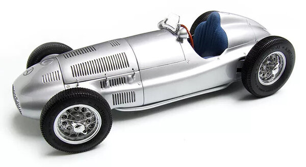 Formule 1 Mercedes-Benz (W165) 'Winner Tripolis'1939 - 1:18 - CMC