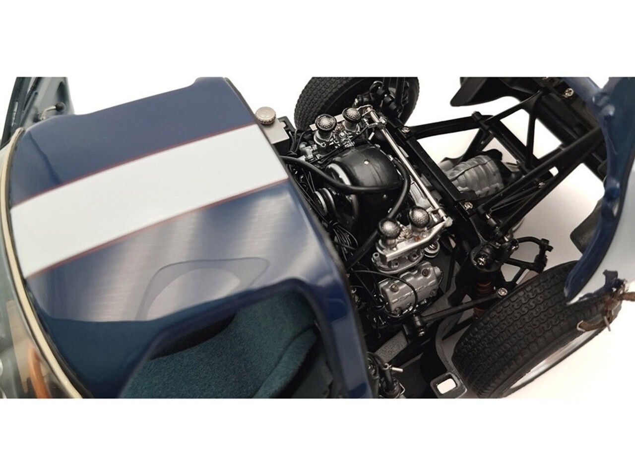 Porsche Porsche 904 Carrera GTS Bonhams Scotsdale Auction (USA) 2017 - 1:18 - CMC Porsche Porsche 904 Carrera GTS Bonhams Scotsdale Auction (USA) 2017 - 1:18 - CMC