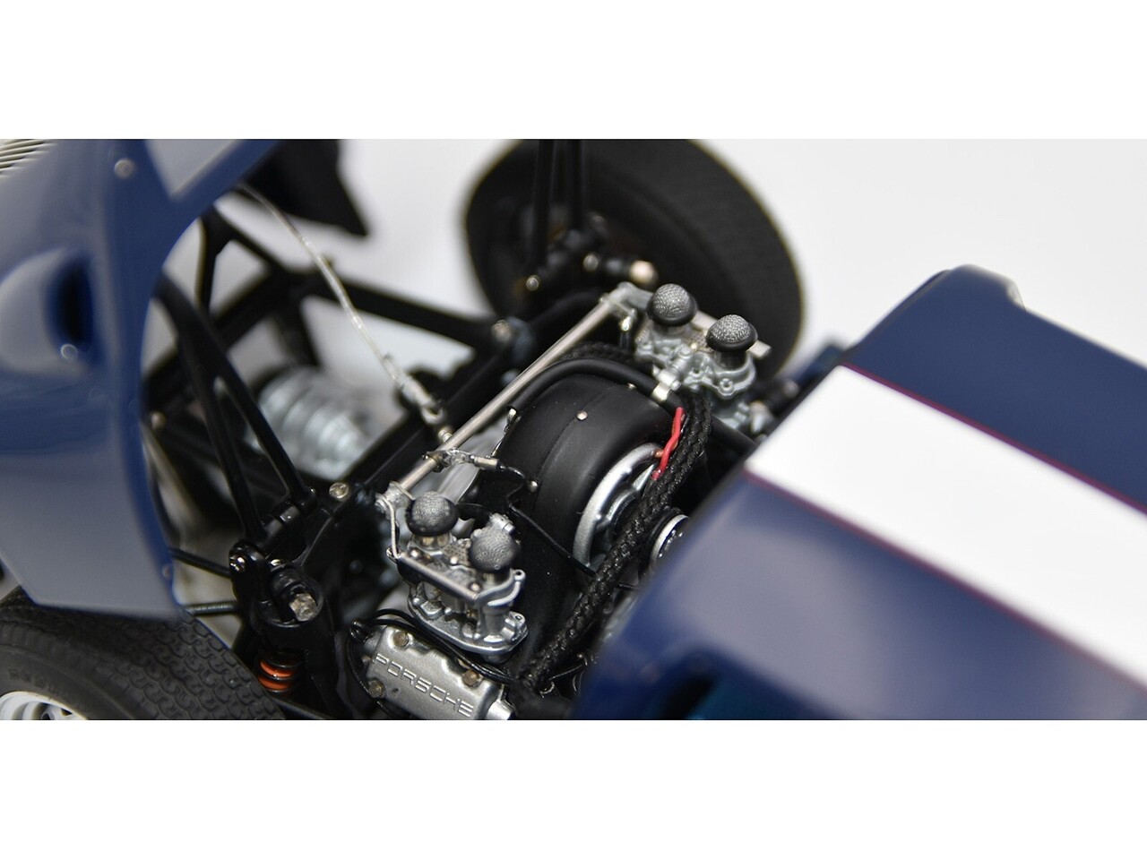 Porsche Porsche 904 Carrera GTS Bonhams Scotsdale Auction (USA) 2017 - 1:18 - CMC Porsche Porsche 904 Carrera GTS Bonhams Scotsdale Auction (USA) 2017 - 1:18 - CMC