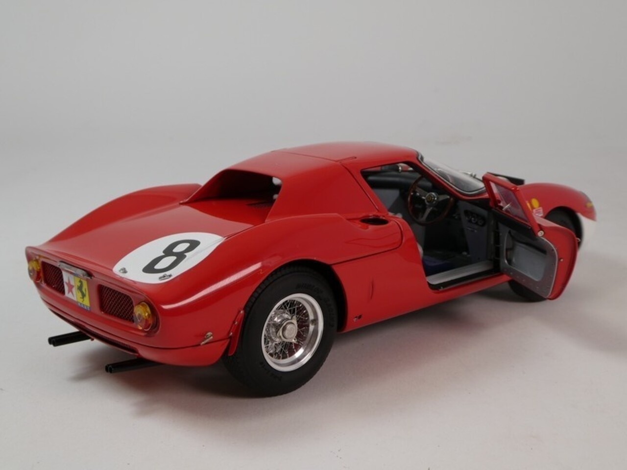 Ferrari Ferrari 250 LM #8 RHD Reims 12H 1964 'Chassis 5909' - 1:18 - CMC