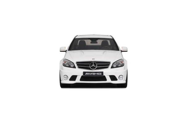 Mercedes-Benz Mercedes-Benz C63 AMG - 1:18 - GT Spirit
