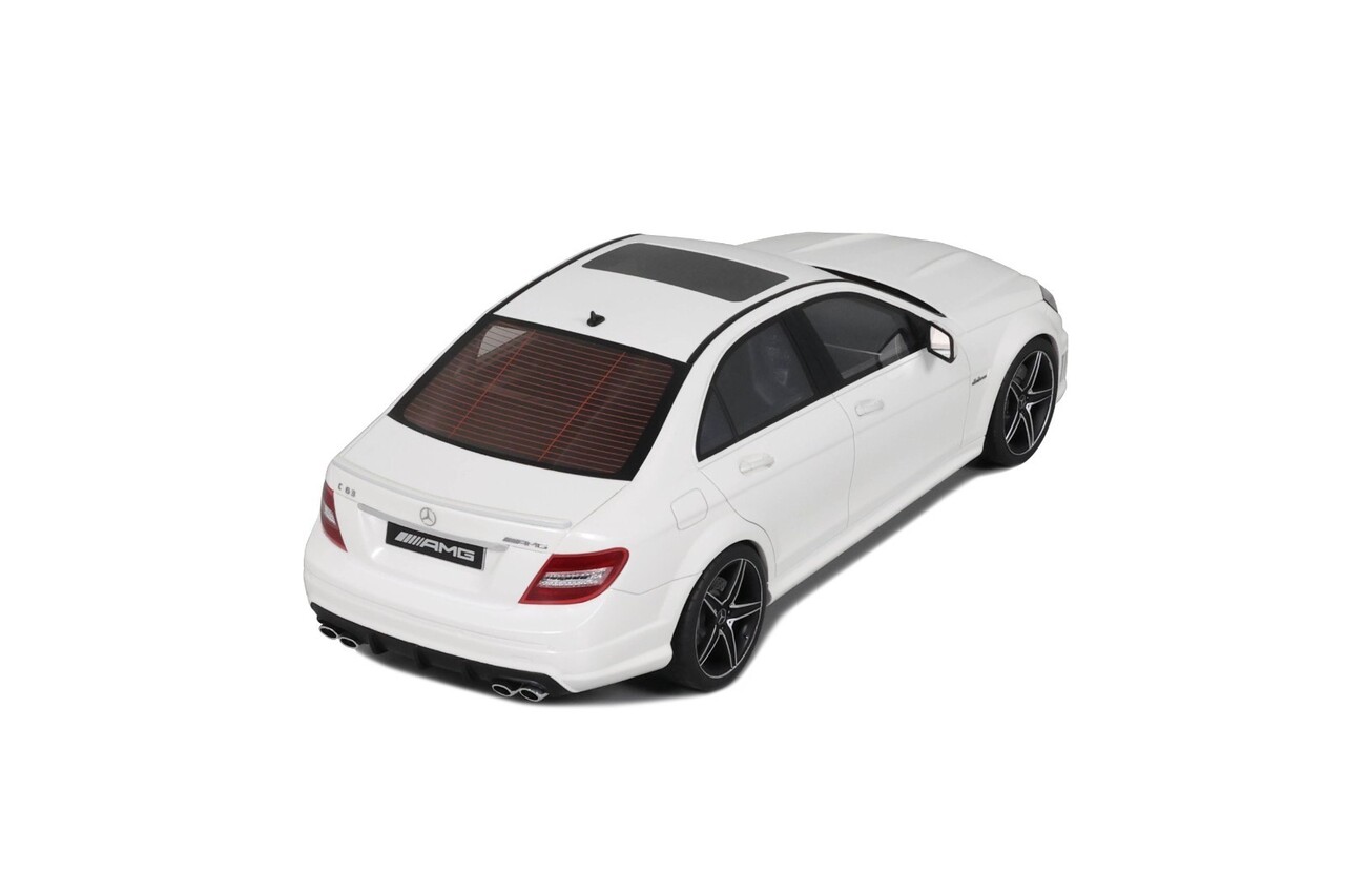 Mercedes-Benz Mercedes-Benz C63 AMG - 1:18 - GT Spirit