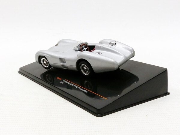 Mercedes-Benz Mercedes-Benz W196 R Streamliner 1954 - 1:43 - IXO Models