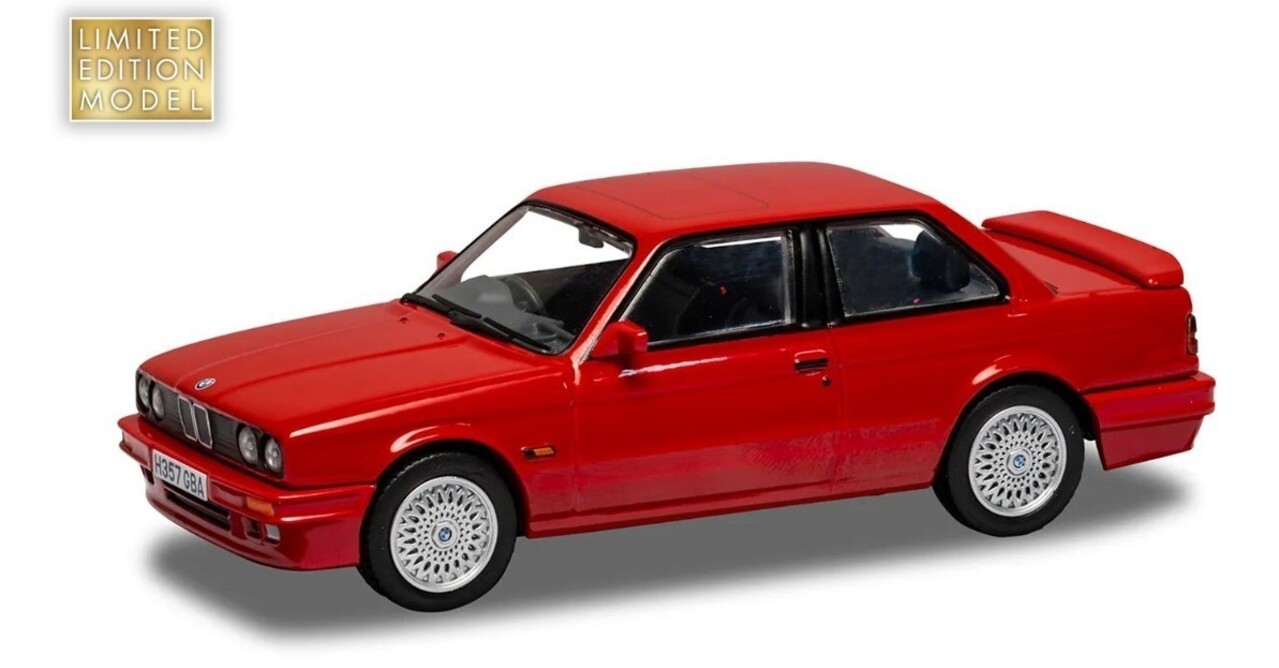BMW BMW 325i (E30) M-Tech 2  - 1:43 - Corgi / Vanguards