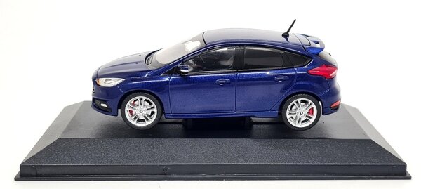 Ford Ford Focus MK III ST 2016 - 1:43 - Corgi / Vanguards Ford Ford Focus MK III ST 2016 - 1:43 - Corgi / Vanguards