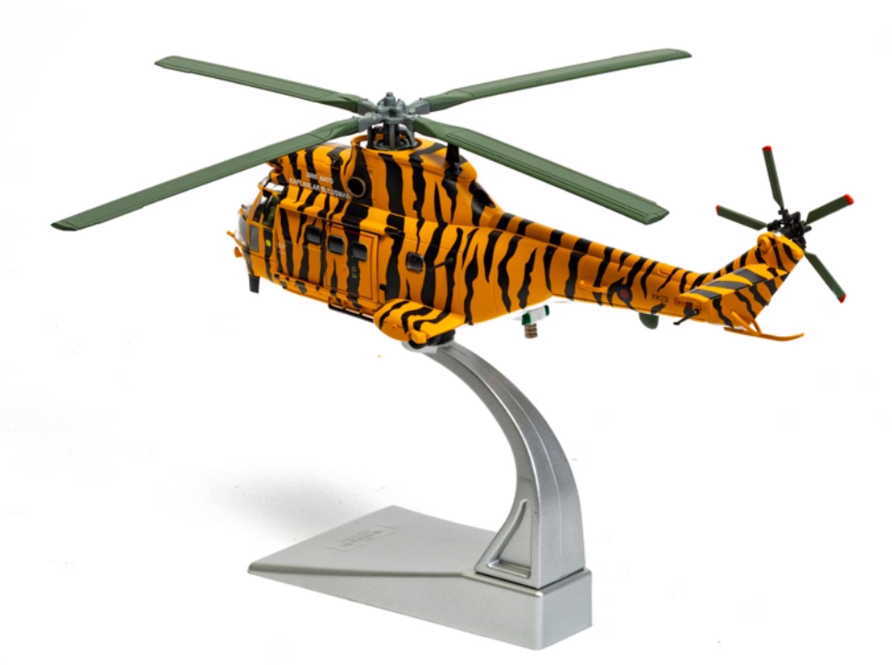 Westland Westland Puma HC-1 XW231 RAF 230 2005 'Nato Tiger' - 1:72 - Corgi