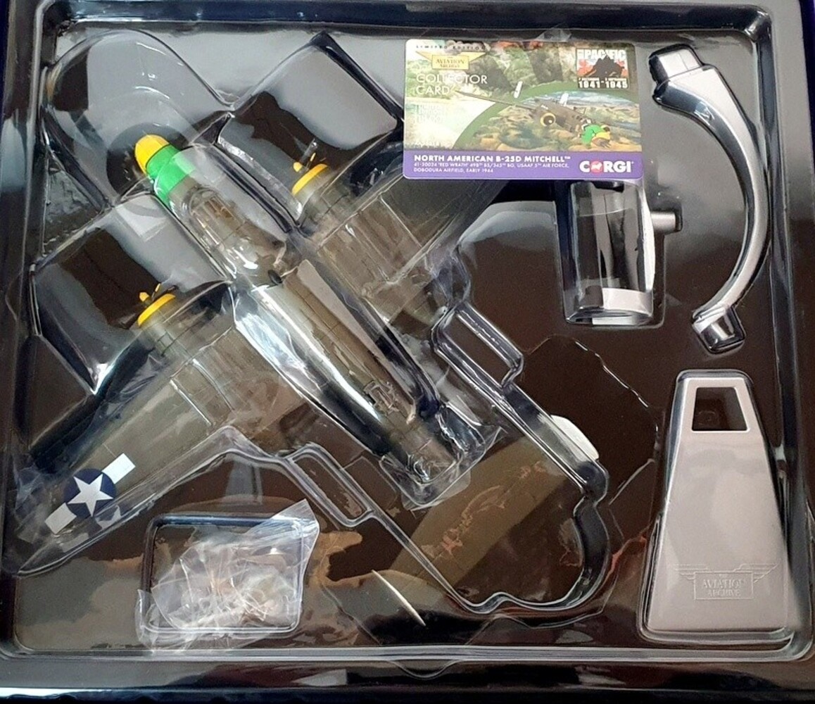 Mitchell North American B-25D Mitchell 1944  'Red Wrath'  - 1:72 - Corgi