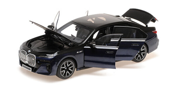 BMW BMW i7 M70 - 1:18 - Minichamps