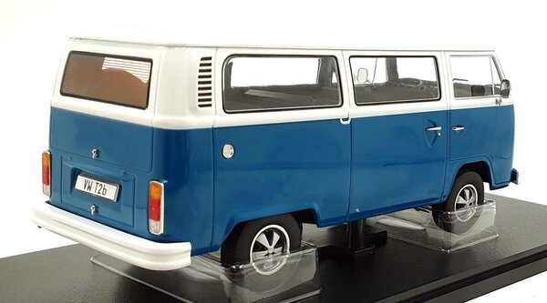 Volkswagen Volkswagen T2B Minibus 1972 + Fuchs Rims - 1:18 - KK Scale