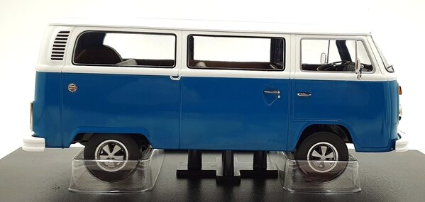 Volkswagen Volkswagen T2B Minibus 1972 + Fuchs Rims - 1:18 - KK Scale