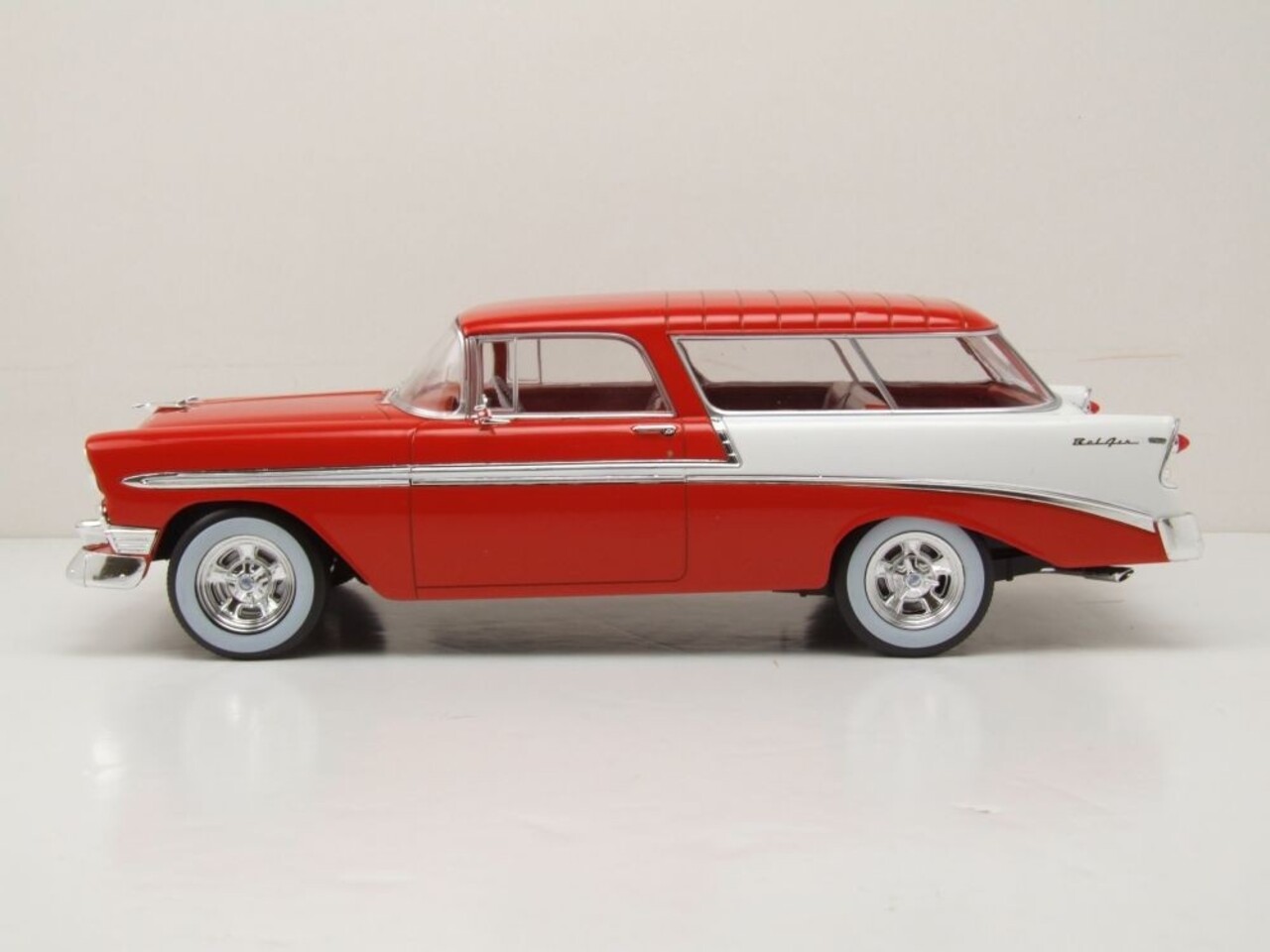 Chevrolet Chevrolet Bel Air Nomad Station Wagon Custom 1956 - 1:18 - KK Scale