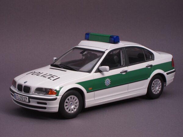BMW BMW 3-Series (E46) Polizei 1999 - 1:18 - KK Scale BMW BMW 3-Series (E46) Polizei 1999 - 1:18 - KK Scale