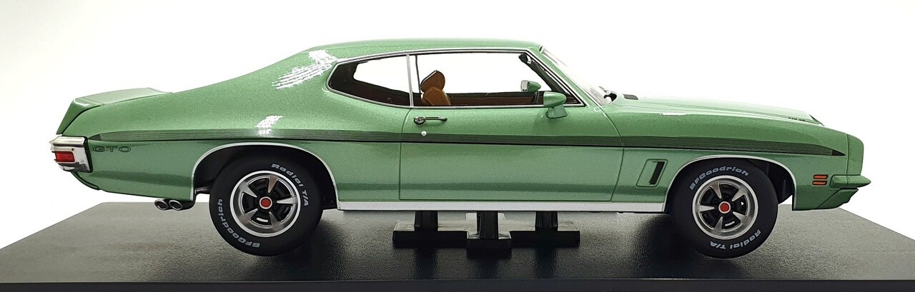 Pontiac Pontiac LeMans GTO 1972 - 1:18 - KK Scale Pontiac Pontiac LeMans GTO 1972 - 1:18 - KK Scale