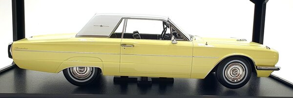 Ford Ford USA Thunderbird Hardtop Coupe 1966 - 1:18 - KK Scale