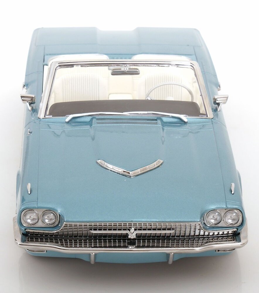 Ford Ford USA Thunderbird Convertible 1966 Movie 'Thelma & Louise' - 1:18 - KK Scale
