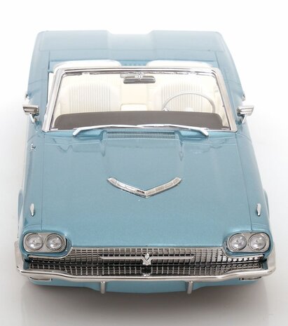 Ford Ford USA Thunderbird Convertible 1966 Movie 'Thelma & Louise' - 1:18 - KK Scale
