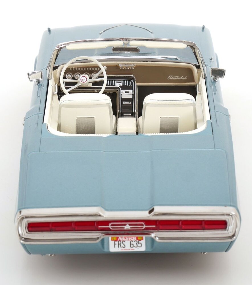 Ford Ford USA Thunderbird Convertible 1966 Movie 'Thelma & Louise' - 1:18 - KK Scale
